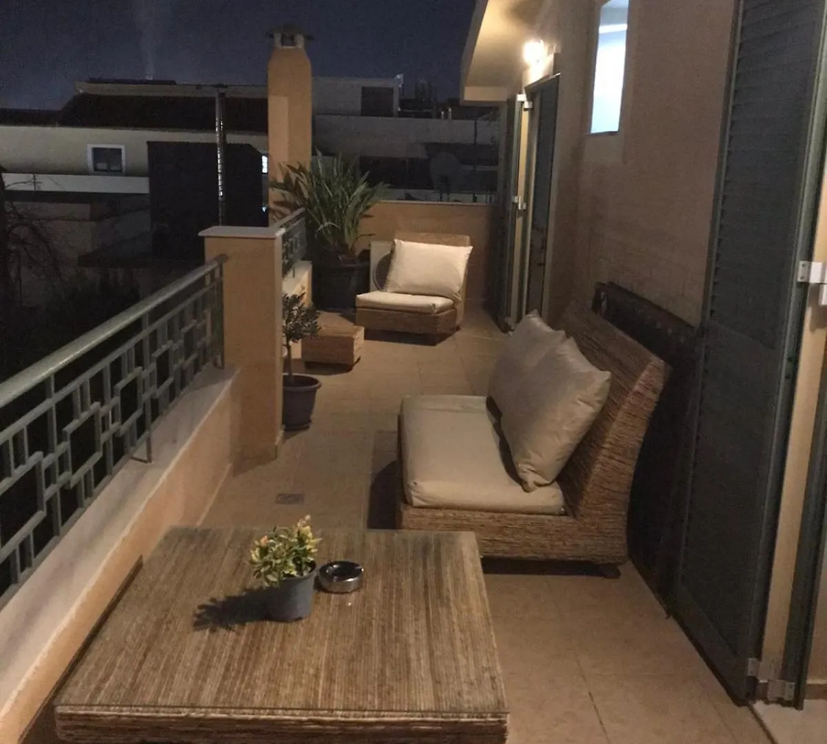 The Square Suites 2Nd Floor Apartment Argostoli  Grekland