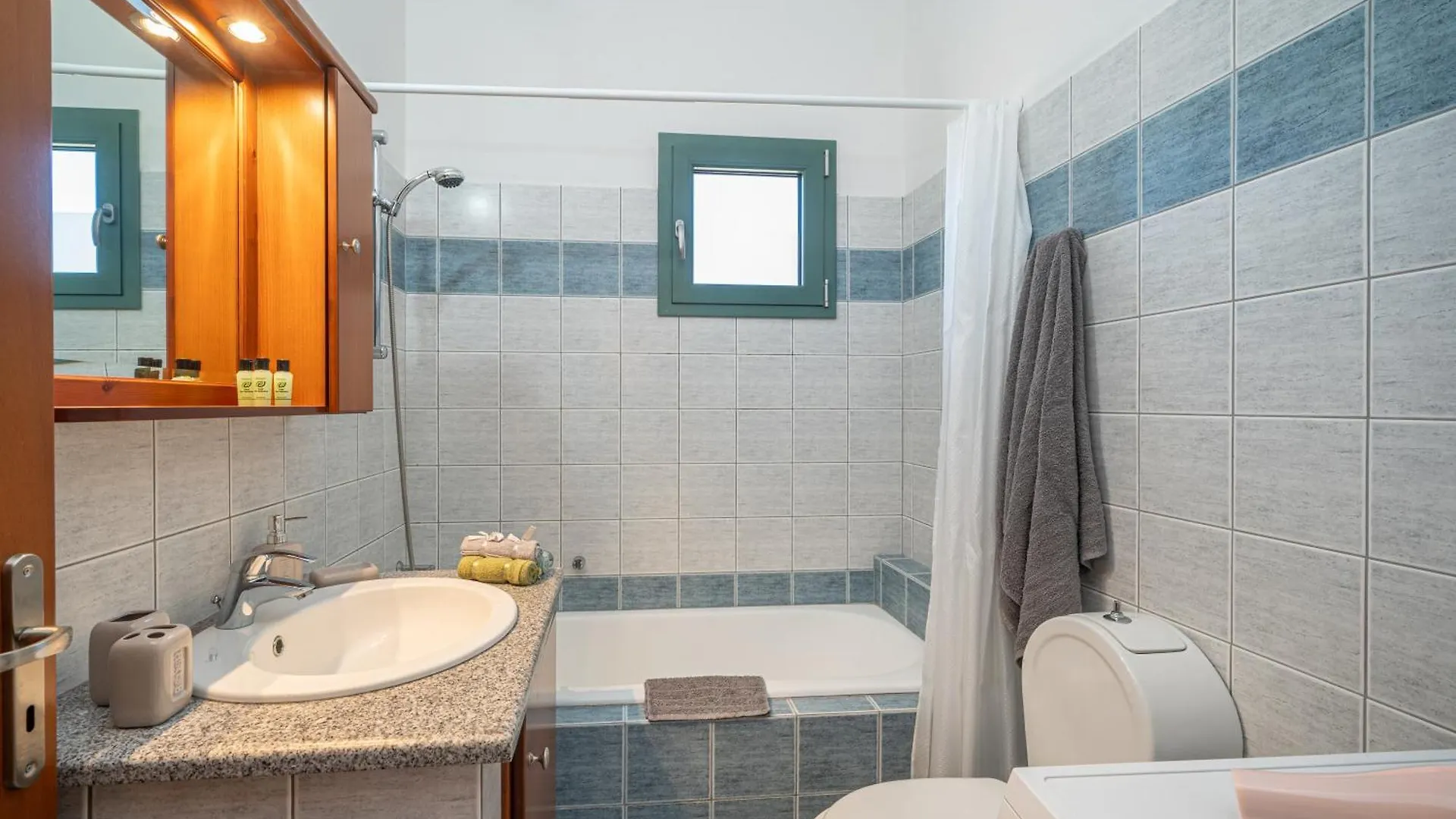The Square Suites 2Nd Floor Apartment Argostoli